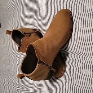 Toms, ankle boots, women's size 10, suede, tan/brown.